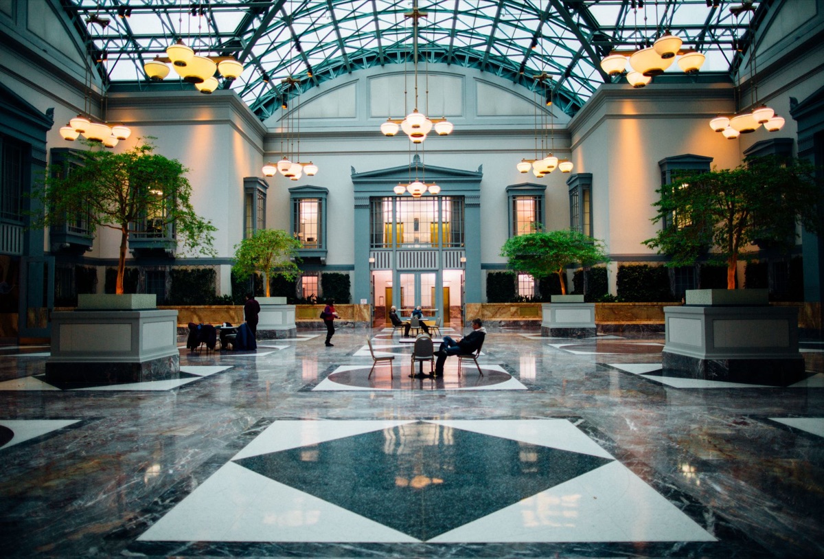 Hall d'hôtel à Londres, design moderne