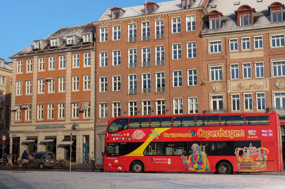 ônibus de tour com vista panorâmica